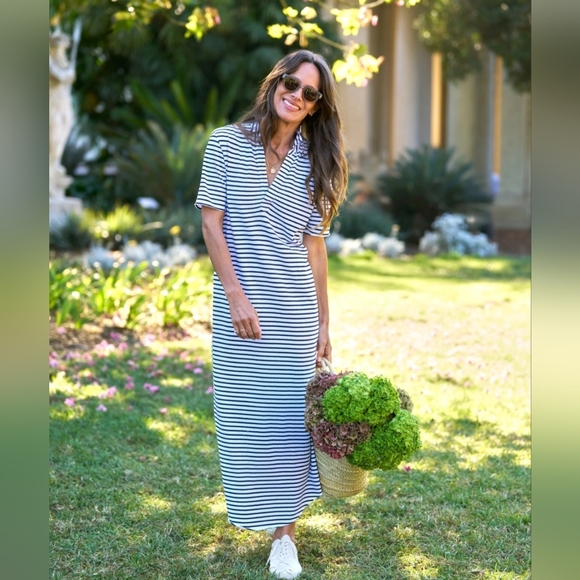 Frank & Eileen Emma Popover Henley Maxi Dress Navy French Stripe Medium Heritage - Picture 3 of 5
